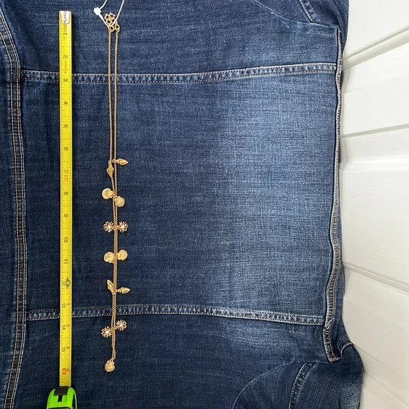 🆕ANN TAYLOR Seashell Neclace - Picture 3 of 4